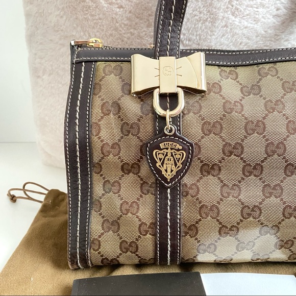 ❤️100% Authentic Vintage Gucci Bag! - Picture 2 of 13
